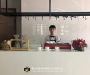 2019深圳簕杜鹃花(huā)展——展翅咖啡學(xué)员户外拉花(huā)实践
