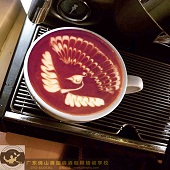咖啡拉花(huā)作(zuò)品【孔雀篇】