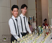 調酒師培訓_美萃尚意新(xīn)品發布會調酒師學(xué)員實踐