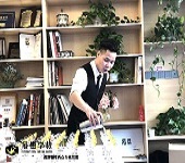 調酒師培訓-女設計師聯盟綻放之夜花(huā)式調酒節目嘉賓